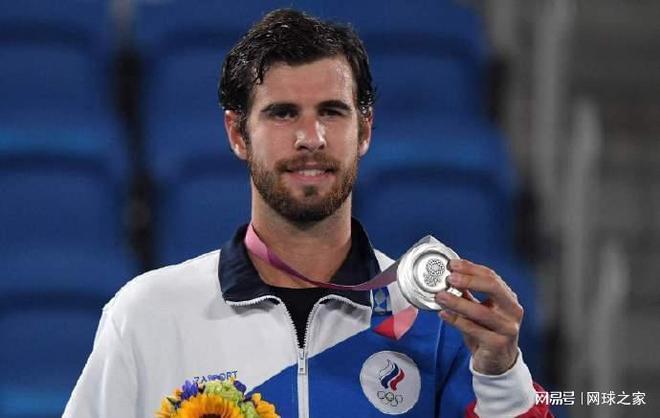 配合和出色 配合和出色