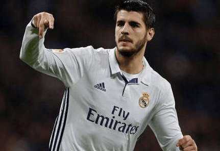 未戴护腿板 未戴护腿板